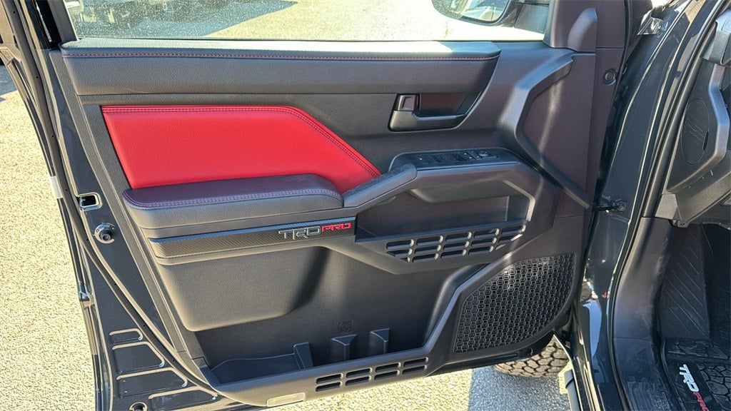 2026 Toyota Tacoma i-FORCE MAX TRD Pro