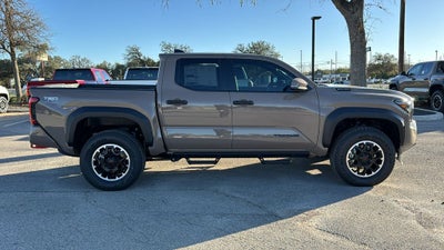 2026 Toyota Tacoma i-FORCE MAX TRD Off-Road i-FORCE MAX