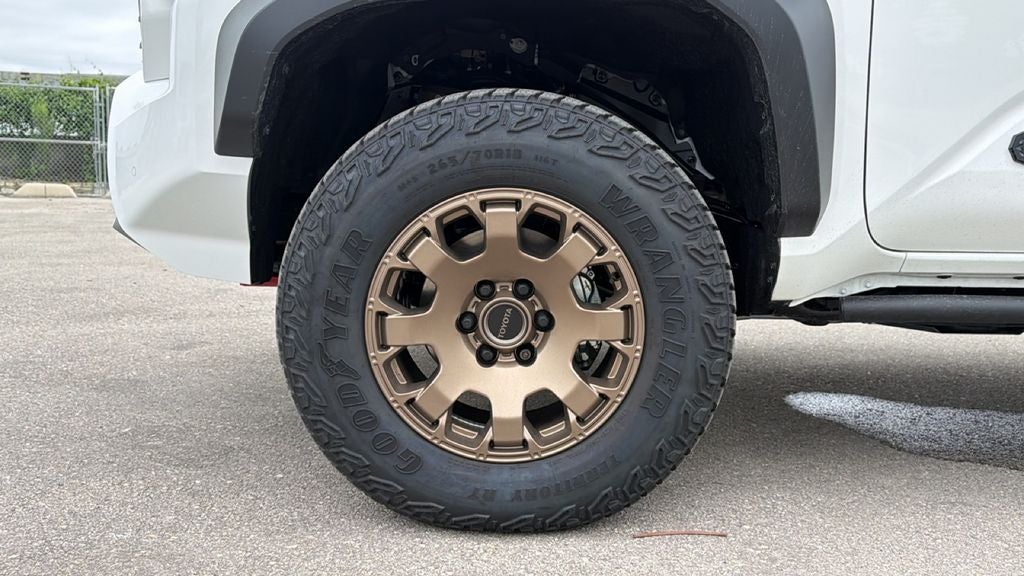 2026 Toyota Tacoma i-FORCE MAX Trailhunter