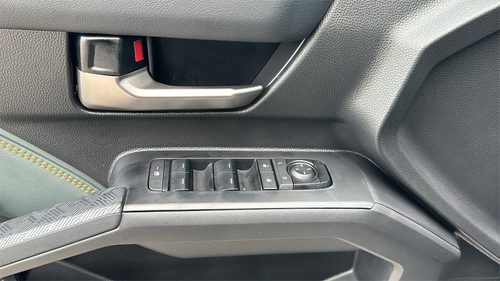 2025 Toyota Tacoma i-FORCE MAX Trailhunter