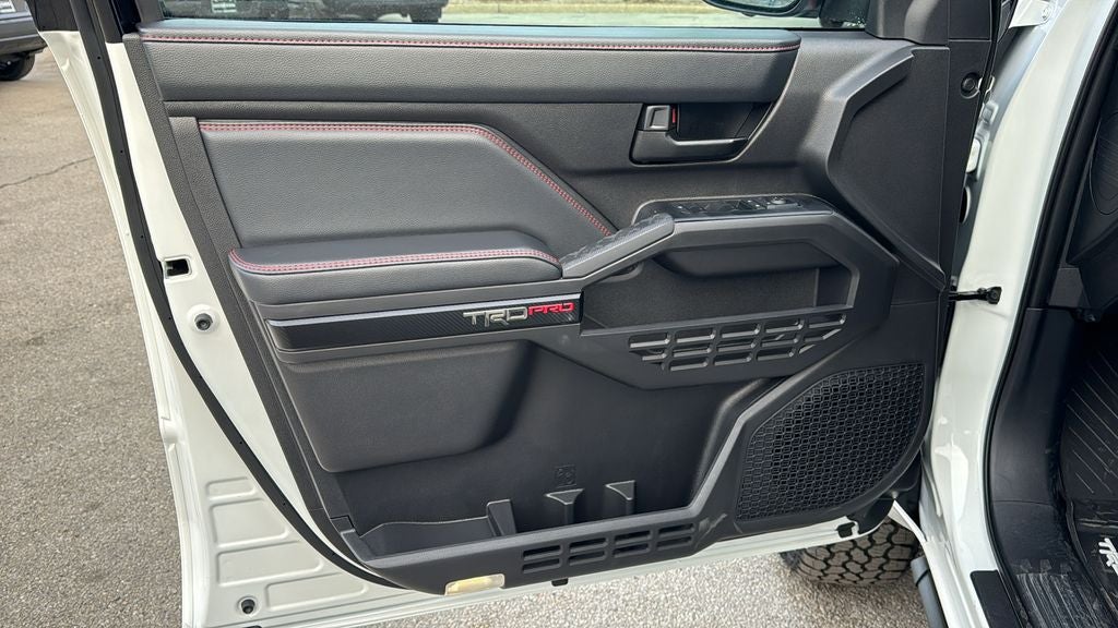 2026 Toyota Tacoma i-FORCE MAX TRD Pro