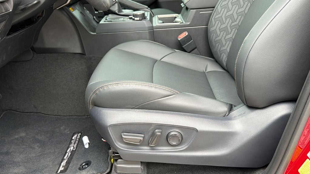 2026 Toyota Tacoma i-FORCE MAX Limited i-FORCE MAX