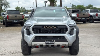 2026 Toyota Tacoma i-FORCE MAX Trailhunter