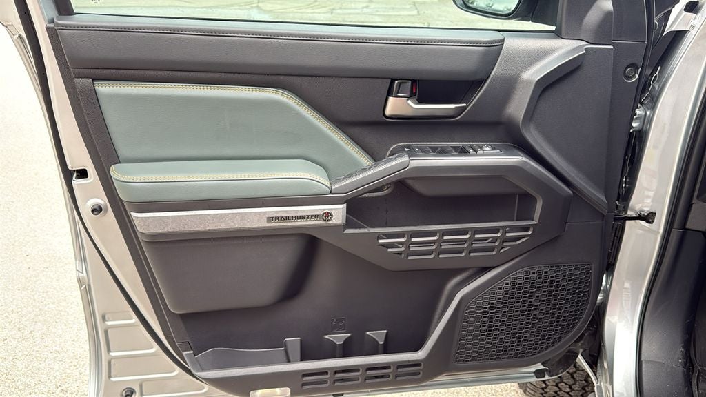 2026 Toyota Tacoma i-FORCE MAX Trailhunter