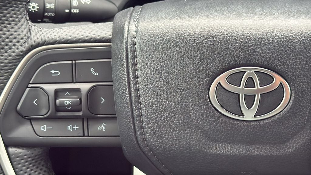 2026 Toyota Tacoma i-FORCE MAX Trailhunter