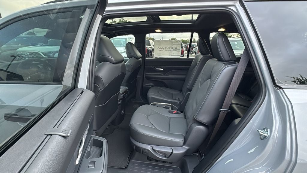 2026 Toyota Grand Highlander Hybrid Nightshade Edition