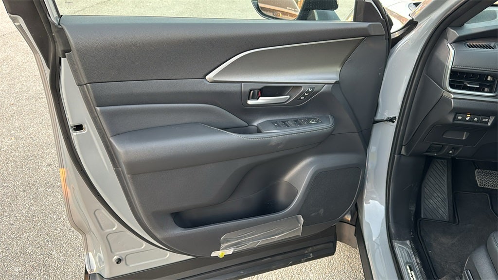 2026 Toyota Grand Highlander Hybrid Hybrid Nightshade