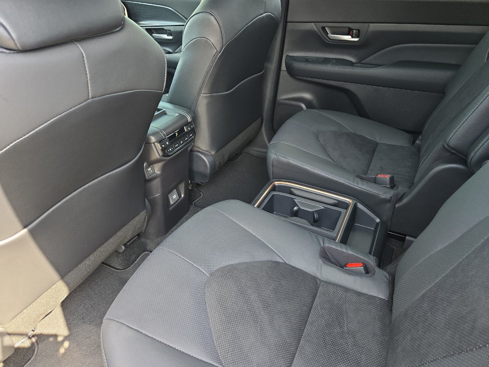 2026 Toyota Grand Highlander Hybrid Hybrid MAX Platinum