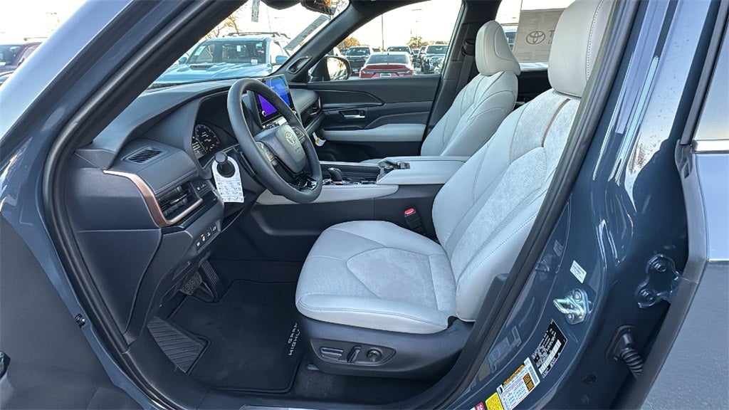 2026 Toyota Grand Highlander Hybrid Hybrid MAX Limited