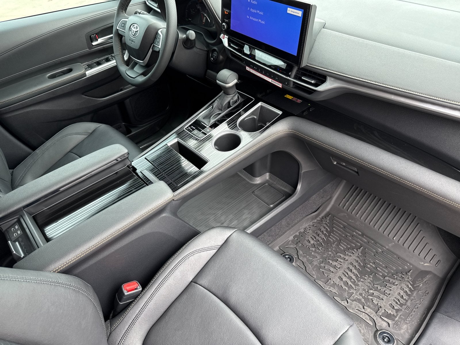 2026 Toyota Sienna Woodland Edition