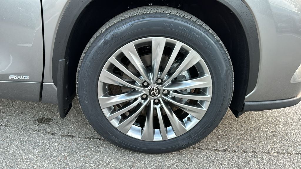2026 Toyota Highlander Hybrid Hybrid Platinum