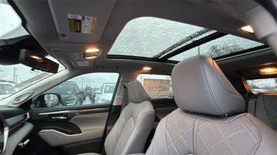 2026 Toyota Highlander Hybrid Hybrid Platinum