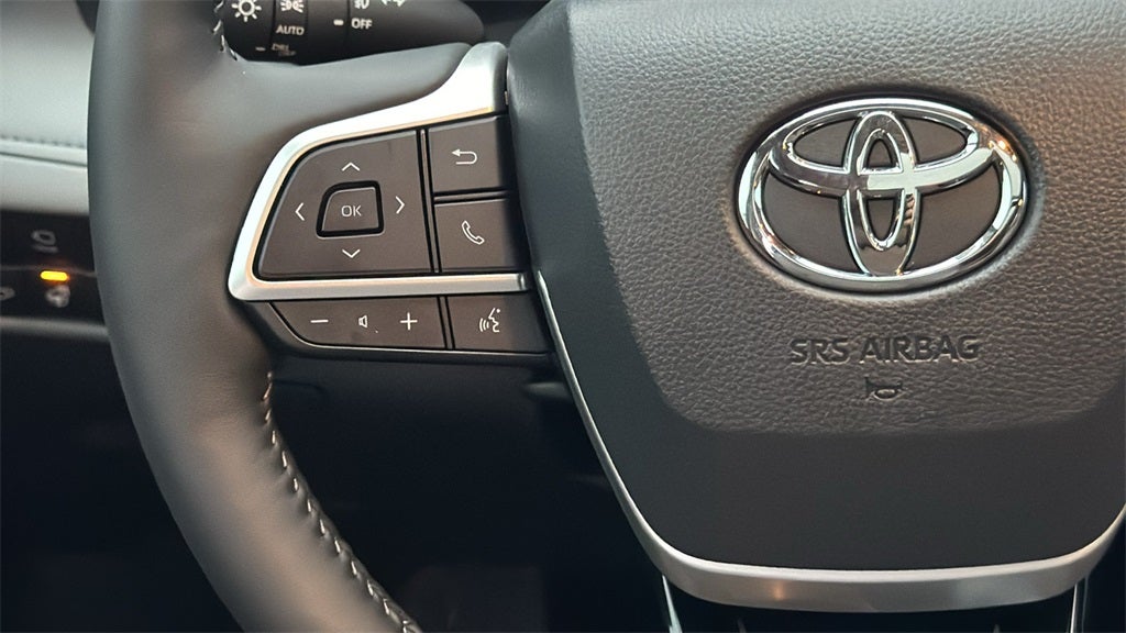 2026 Toyota Highlander Hybrid Hybrid Platinum