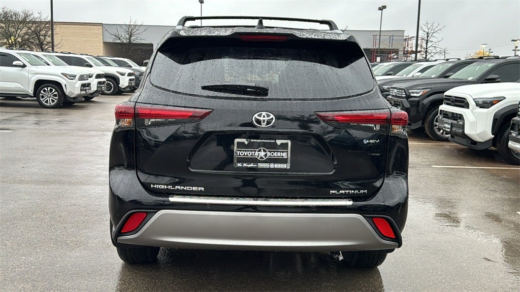 2026 Toyota Highlander Hybrid Hybrid Platinum