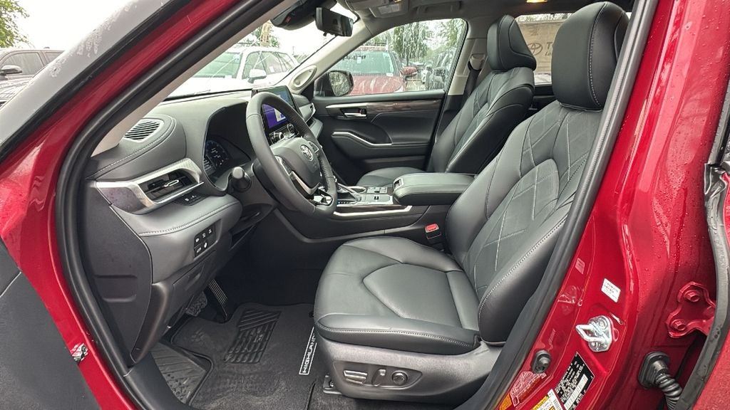 2026 Toyota Highlander Hybrid Hybrid Platinum