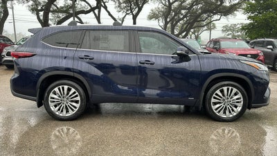 2026 Toyota Highlander Hybrid Hybrid Platinum