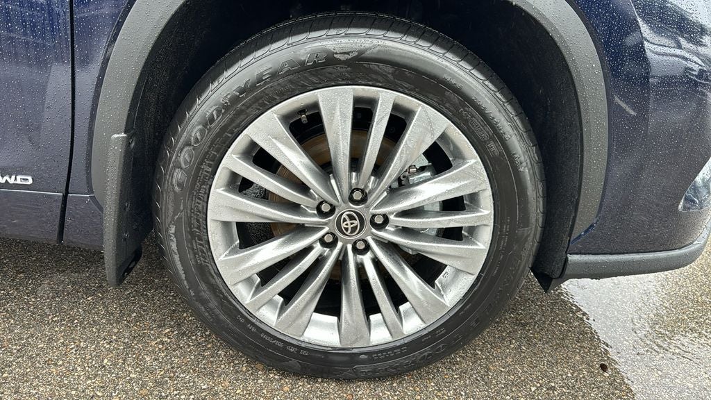2026 Toyota Highlander Hybrid Hybrid Platinum