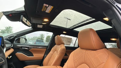 2026 Toyota Highlander Hybrid Hybrid Platinum