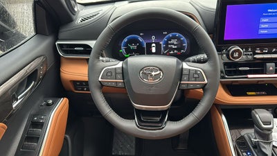 2026 Toyota Highlander Hybrid Hybrid Platinum