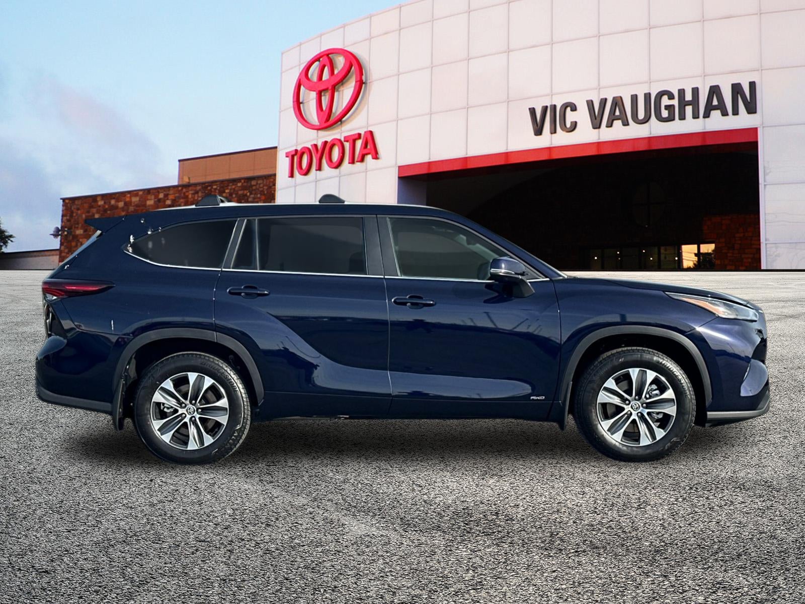 2026 Toyota Highlander Hybrid XLE