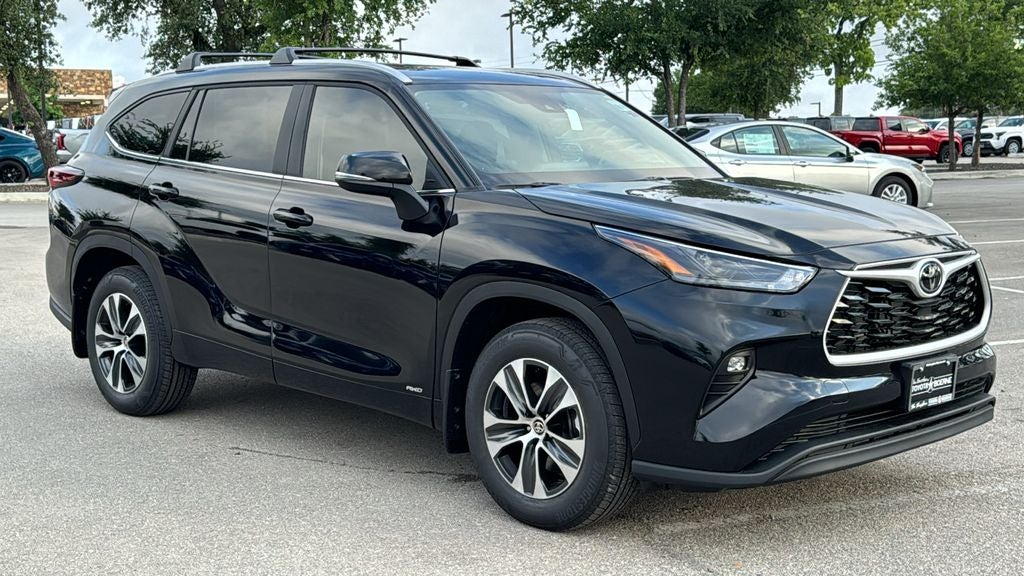 2026 Toyota Highlander Hybrid Hybrid XLE
