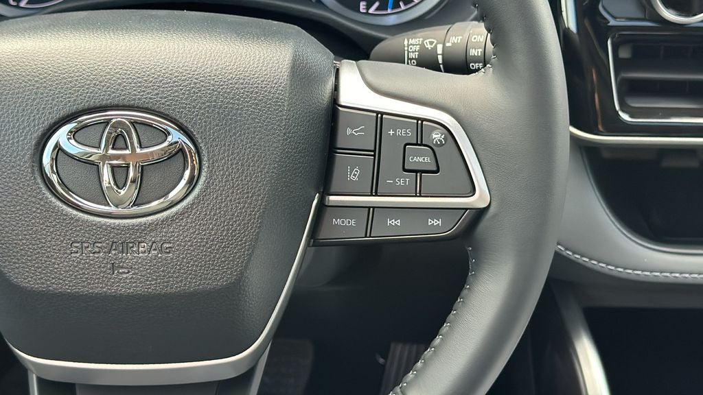 2026 Toyota Highlander Hybrid Hybrid XLE