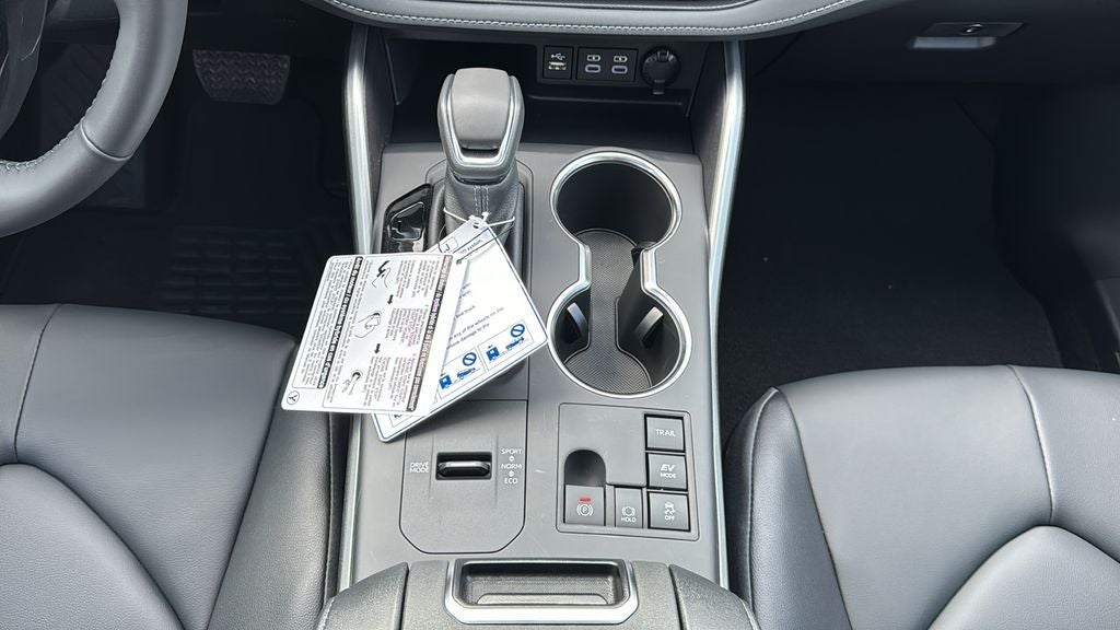 2026 Toyota Highlander Hybrid Hybrid XLE