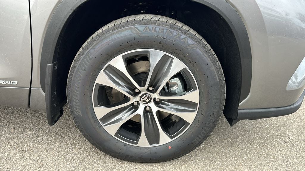 2026 Toyota Highlander Hybrid Hybrid XLE