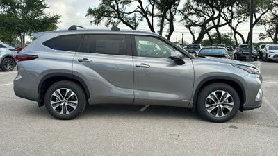 2026 Toyota Highlander Hybrid Hybrid XLE