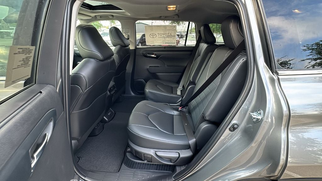 2026 Toyota Highlander Hybrid Hybrid XLE