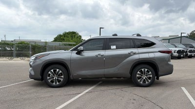 2026 Toyota Highlander Hybrid Hybrid XLE