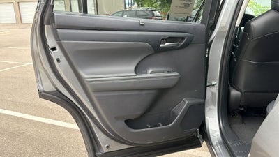 2026 Toyota Highlander Hybrid Hybrid XLE