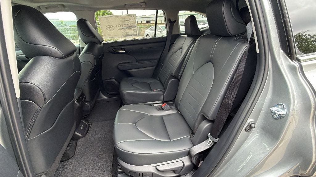 2026 Toyota Highlander Hybrid Hybrid XLE