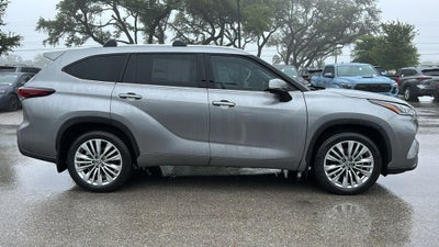 2026 Toyota Highlander Platinum