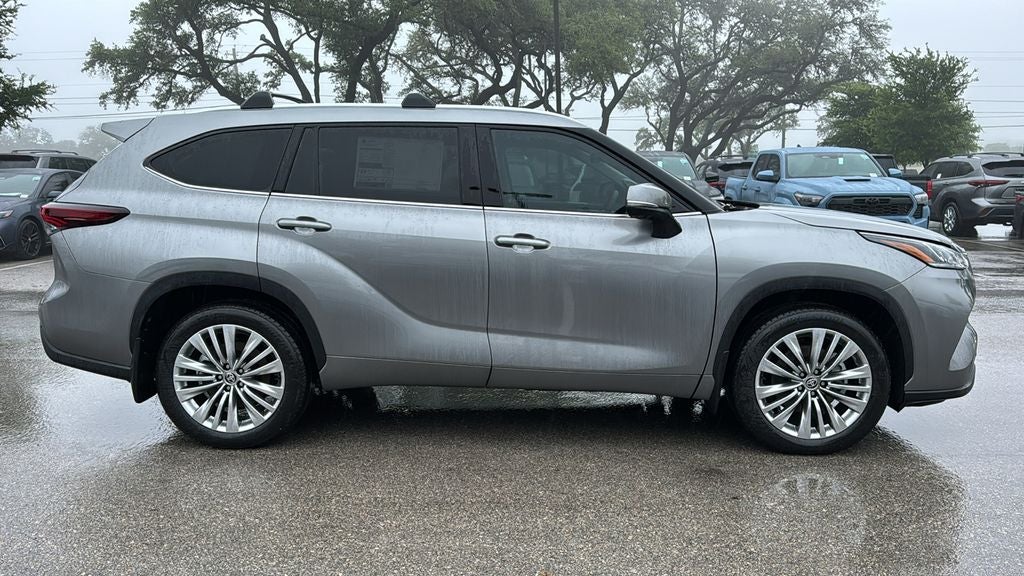 2026 Toyota Highlander Platinum