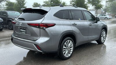2026 Toyota Highlander Platinum