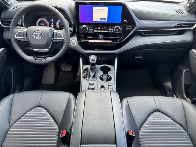 2026 Toyota Highlander XSE