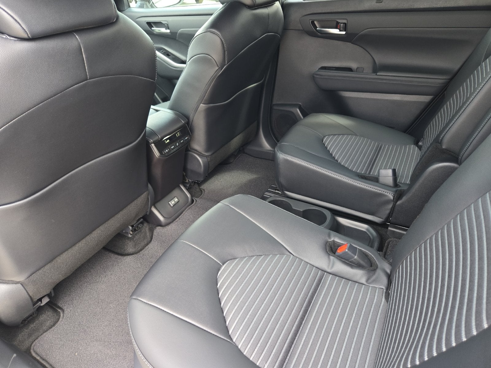 2026 Toyota Highlander XSE