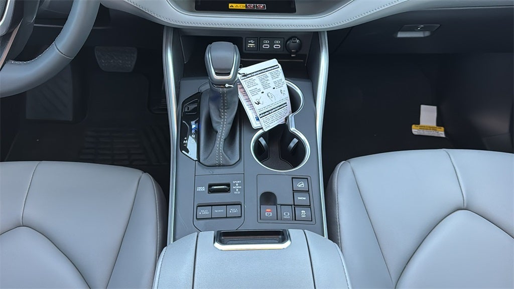 2026 Toyota Highlander XLE