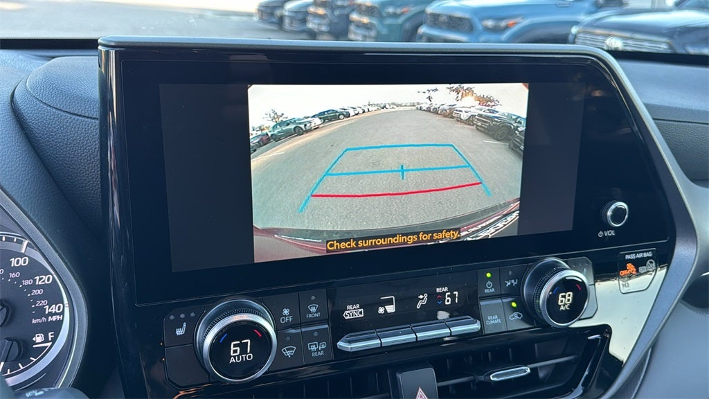 2026 Toyota Highlander XLE