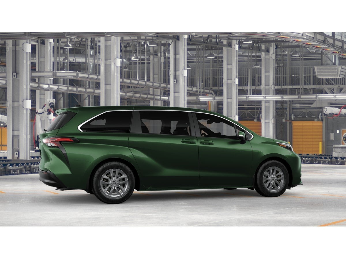 2026 Toyota Sienna LE