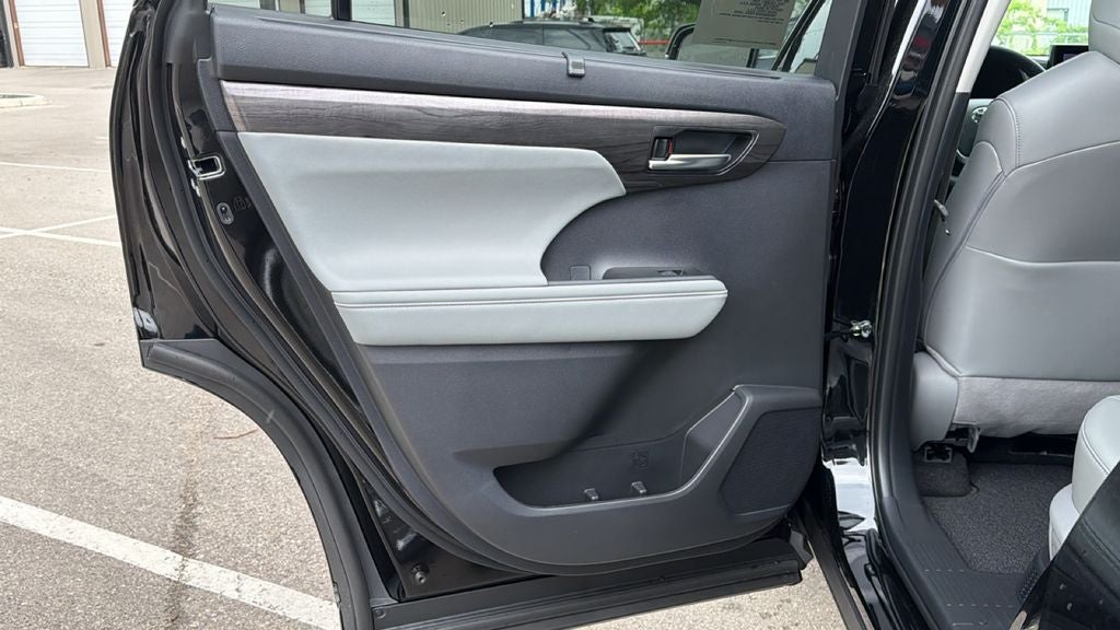 2026 Toyota Highlander Hybrid Hybrid Limited