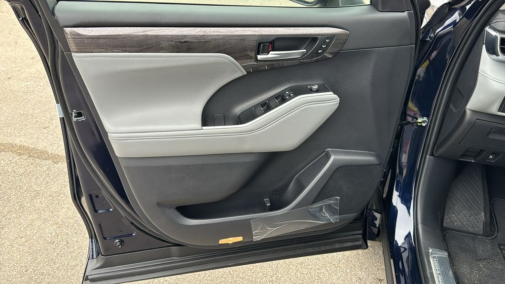 2026 Toyota Highlander Hybrid Hybrid Limited