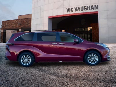 2026 Toyota Sienna XLE
