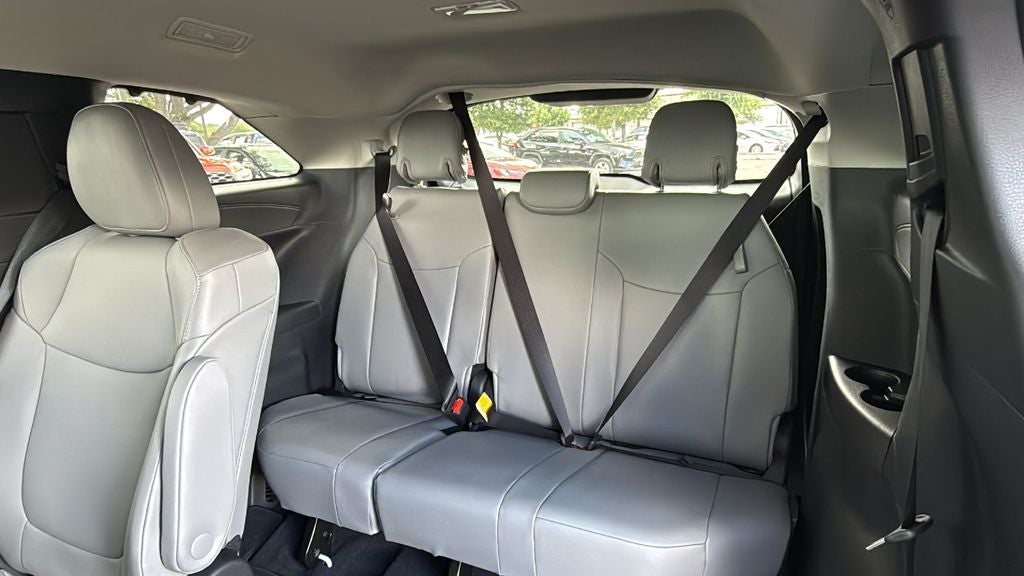 2026 Toyota Sienna XLE 8 Passenger