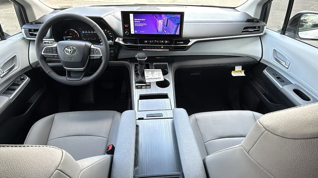 2026 Toyota Sienna XLE 8 Passenger