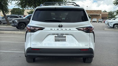 2026 Toyota Sienna XLE 8 Passenger