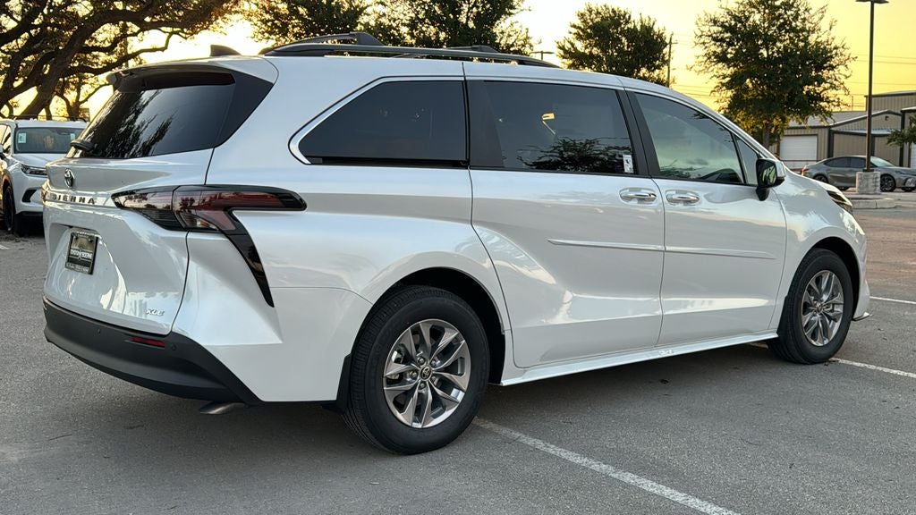 2026 Toyota Sienna XLE