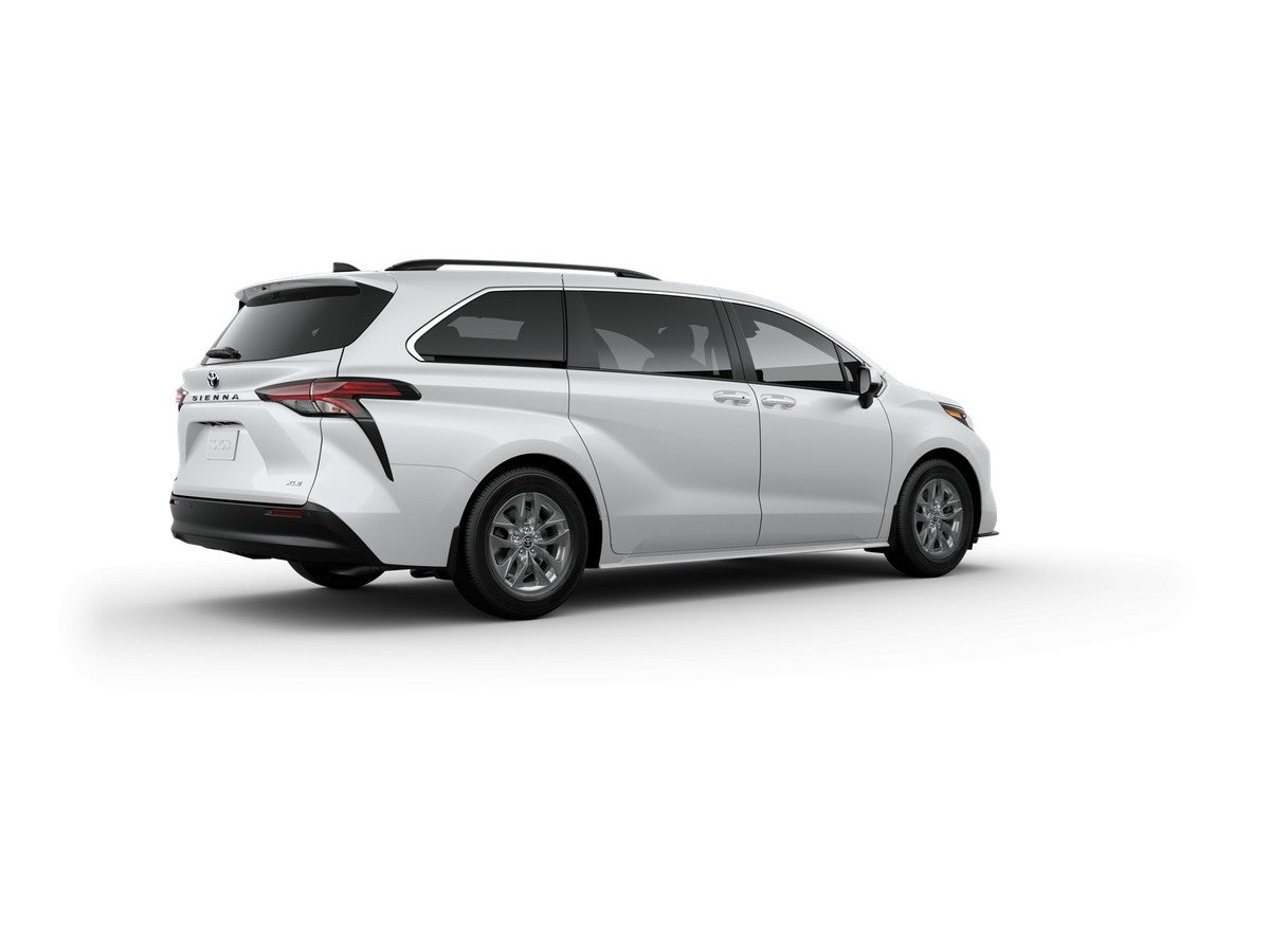 2025 Toyota Sienna XLE 8 Passenger
