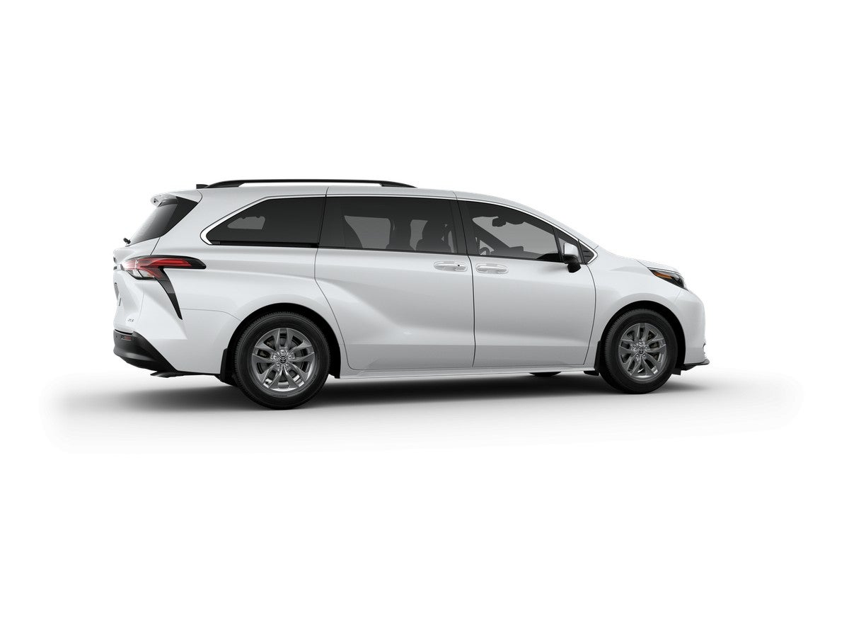 2025 Toyota Sienna XLE 8 Passenger